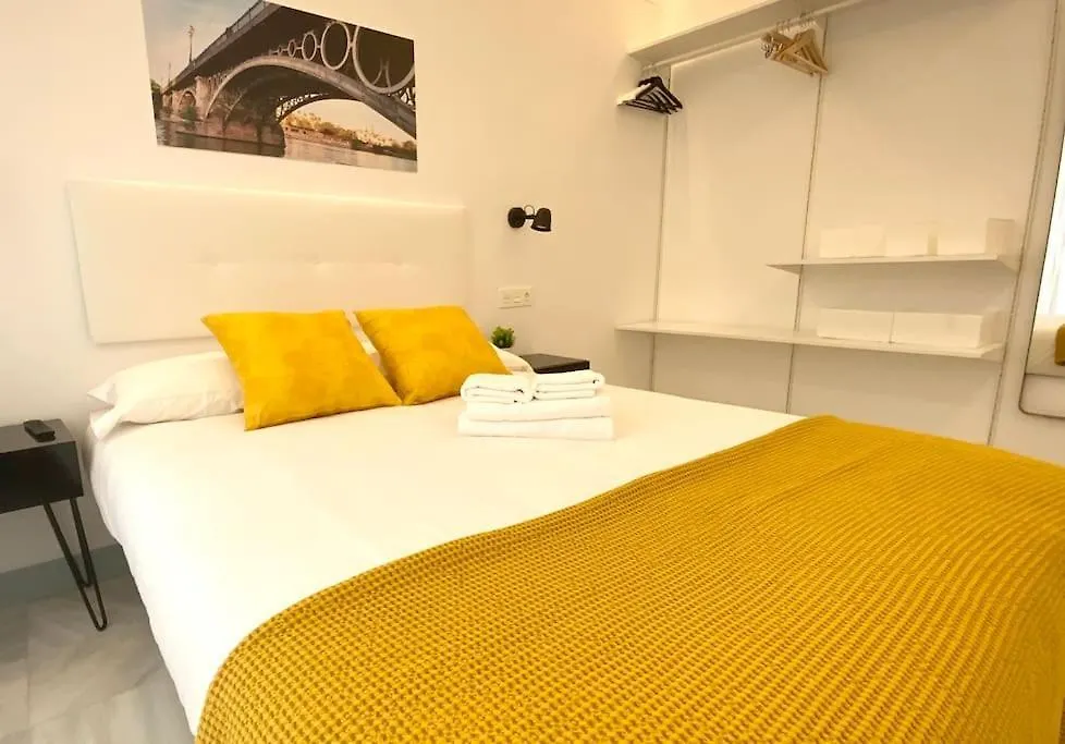My Home In Triana, Luminoso Y Acogedor Apartamento Sevilha