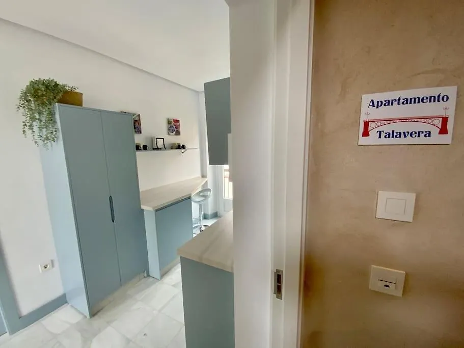 My Home In Triana, Luminoso Y Acogedor Apartamento Sevilha